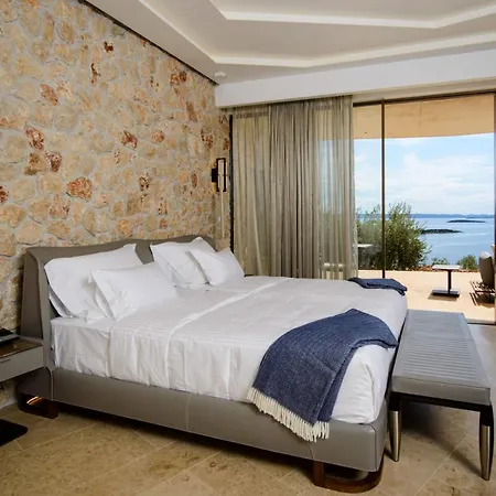 Nai 3.3 Otel Žman