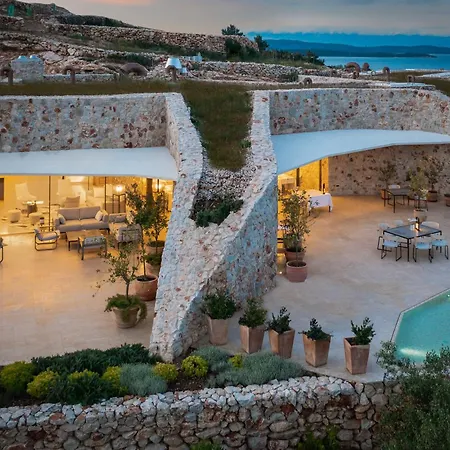Hotel Nai 3.3 5*