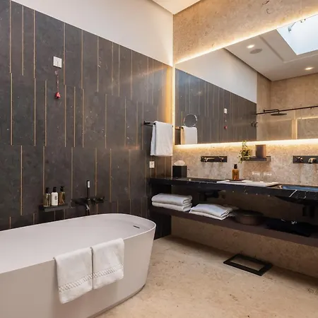 Nai 3.3 Hotel