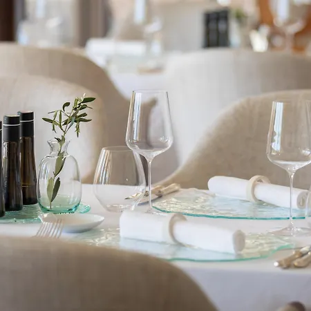 Hotel Nai 3.3 5*